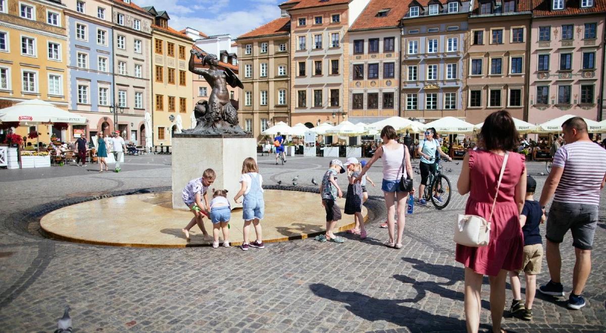 Kolejne wakacje pod znakiem COVID-19. Resort wkrótce poda szczegółowe zasady