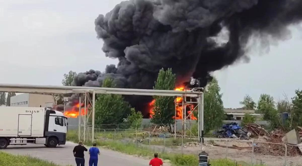 Kłęby dymu nad Toruniem. Płonęło składowisko opon