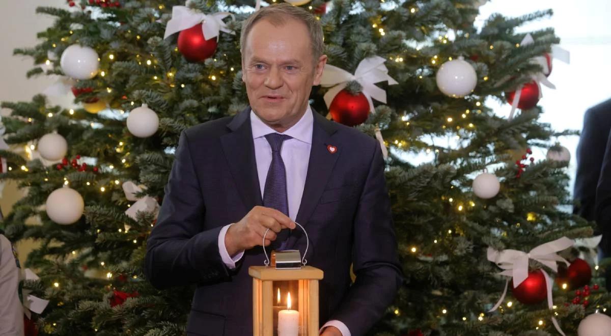 Tusk selekcjonuje media. Dziennikarze TVP wykluczeni z uroczystości przekazania Betlejemskiego Światła Pokoju