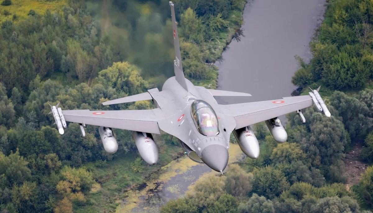 Dobre wieści prosto ze szczytu NATO. Pierwsze F-16 w drodze na Ukrainę