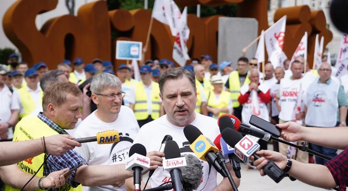 "Nie znacie dnia ani godziny". Piotr Duda zapowiada kroki prawne ws. pomnika Solidarności w Warszawie