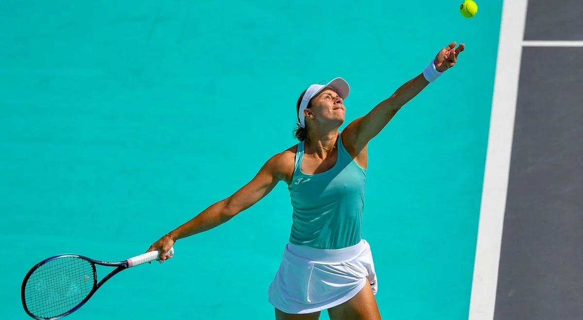 WTA Abu Zabi: Magda Linette z awansem do ćwierćfinału debla. Polka ograła gwiazdorską parę
