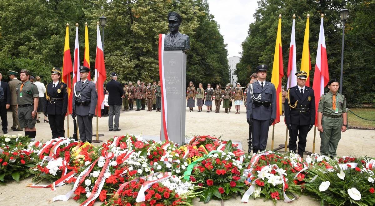 Odsłonięto pomnik generała Zbigniewa Ścibora-Rylskiego