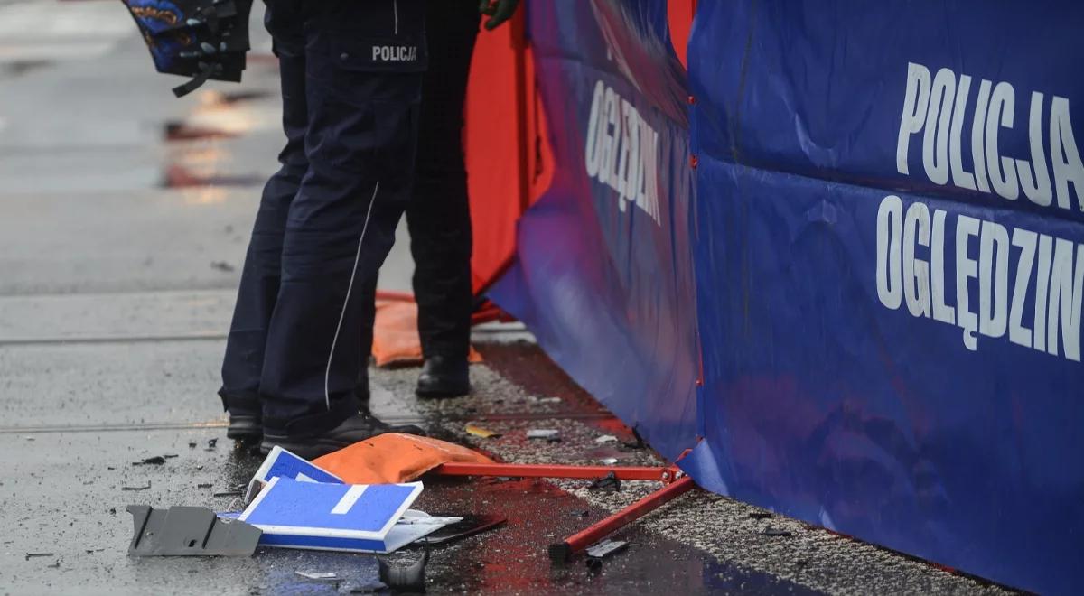 Wypadek w Warszawie. W samochód nauki jazdy uderzył holownik