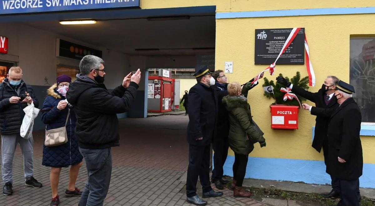 50. rocznica "czarnego czwartku". W Gdyni odsłonięto tablicę upamiętniającą pierwsze ofiary