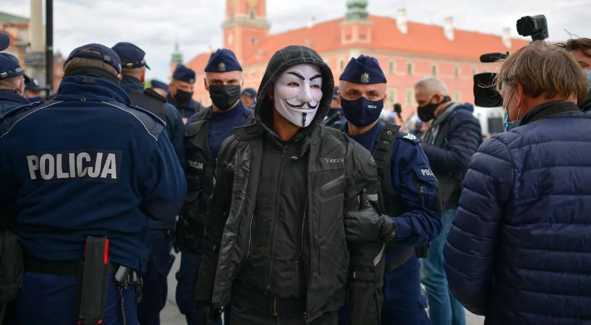 Protest przedsiębiorców w Warszawie. Policja zatrzymała ponad 380 osób 