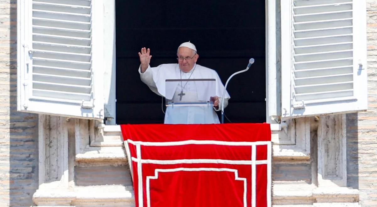 Papież Franciszek prosi o modlitwę różańcową w maju. "Zwłaszcza dla udręczonej Ukrainy"