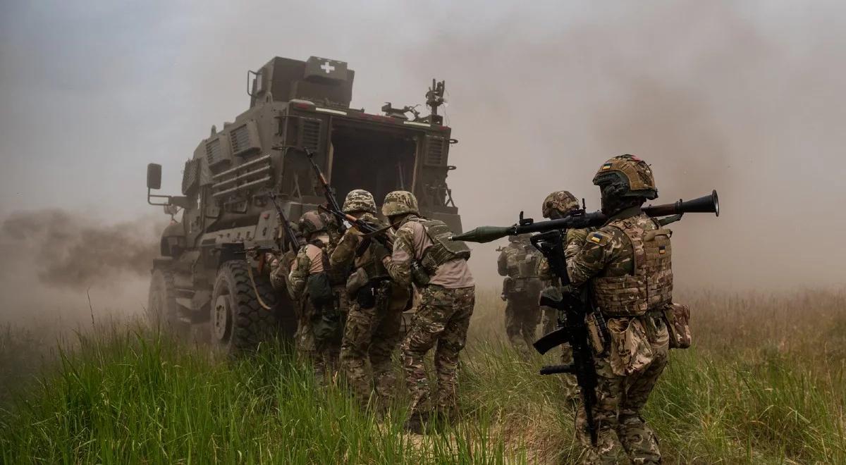 Zacięte walki w Ukrainie. Minionej doby doszło do blisko 70 starć bojowych. Raport z frontu