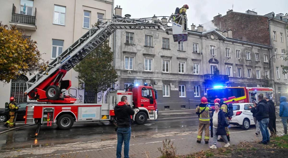 Kłęby dymu nad Warszawą. Pożar na bazarze Różyckiego