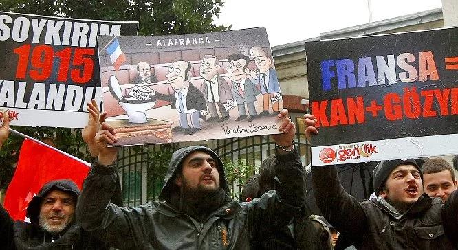 "Nicolas Sarkozy nie dotrzymał obietnicy"