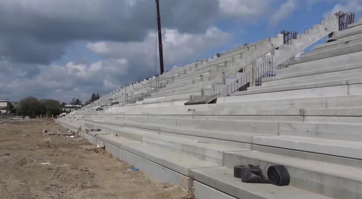 Problemy przy budowie stadionu Radomiaka. "Trzeba zdemontować trybunę"