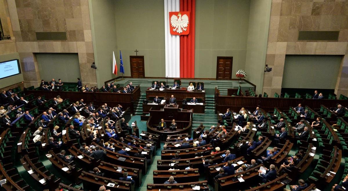 Trzy pomysły na Trybunał. Debata w Sejmie