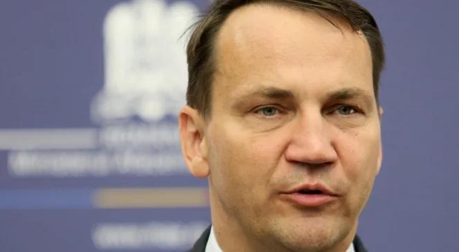 Sikorski o Rosji: chce rozwiązać problem czy gra na czas?