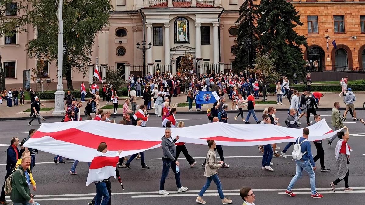 Masowe represje na Białorusi. Dotykają również kobiety. Nowe dane