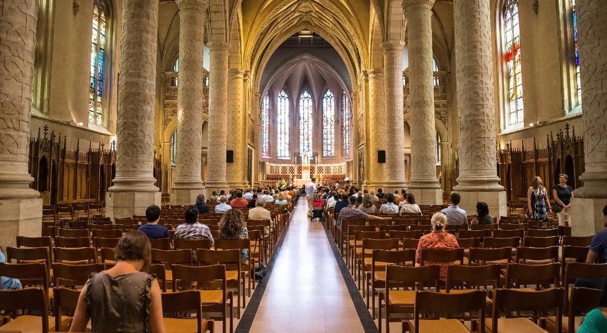 "Chcemy, aby Bóg nas przeprowadził przez Krzyż". Ks. prof. Skrzypczak o liturgii Wielkiego Czwartku