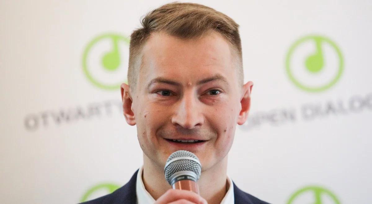 Sąd uchylił dozór policyjny wobec Bartosza Kramka. To decyzja sędzi związanej ze stowarzyszeniem "Iustitia"