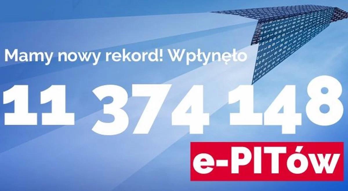 Rekordowa liczba PIT-ów złożonych przez internet