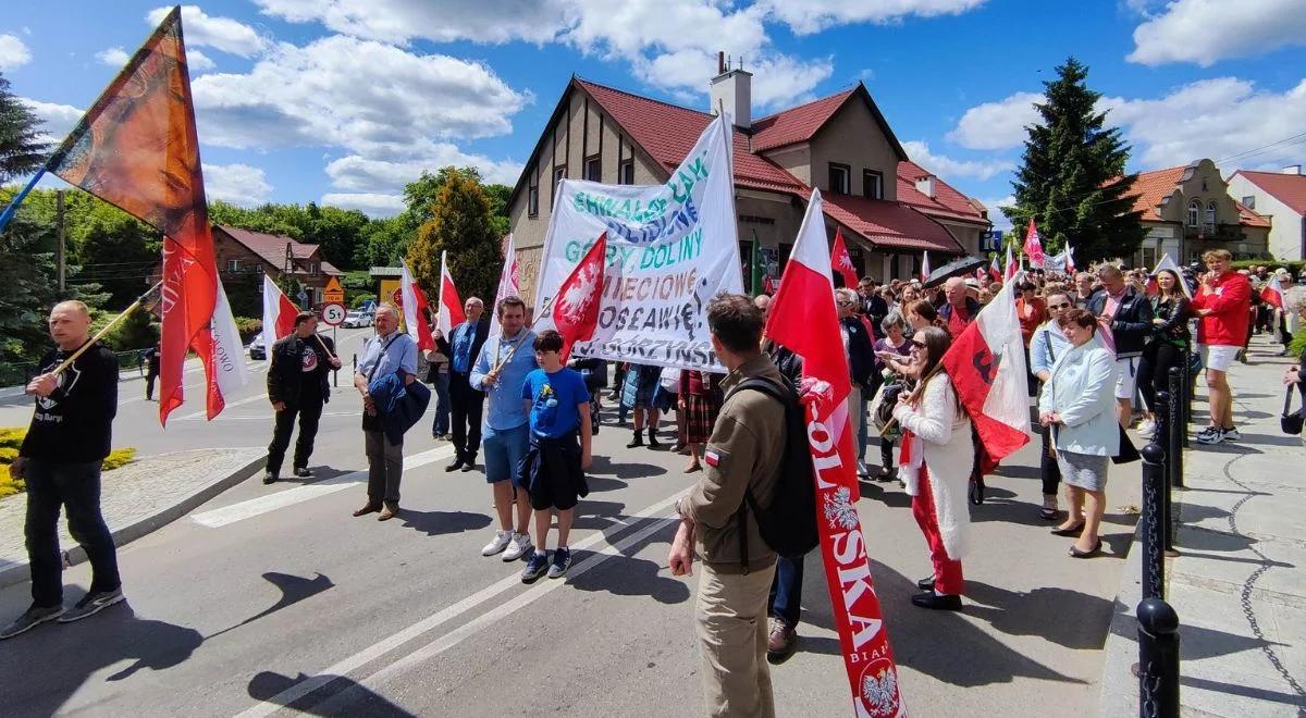 Gietrzwałd: trwa protest mieszkańców przeciwko budowie centrum dystrybucyjnego Lidla