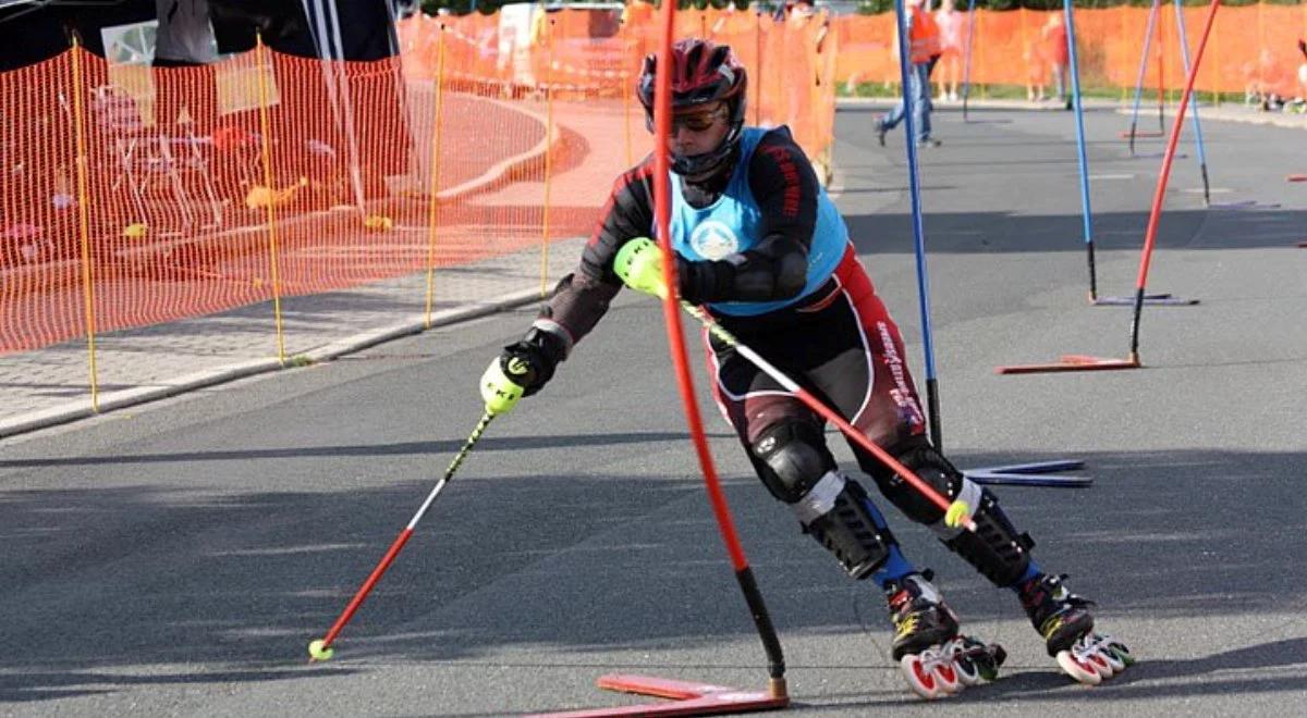 Inline alpine: narciarze znaleźli sposób na ćwiczenie latem