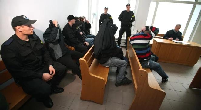 Trzej uczestnicy zamieszek skazani na 3 miesiące więzienia
