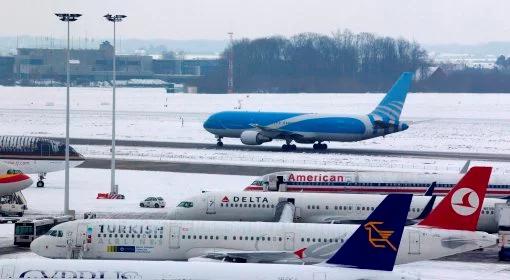 Londyn: Heathrow wciąż walczy z zimą