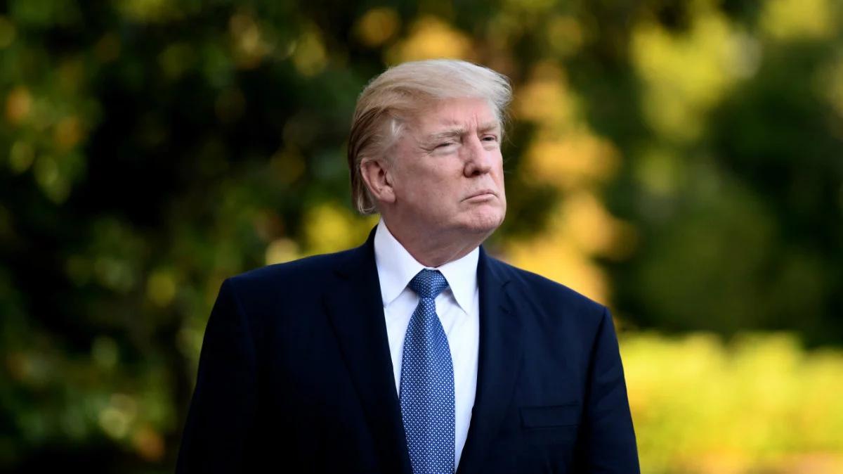 NYT: doradcy Trumpa korzystali z prywatnych skrzynek, jak Hillary Clinton