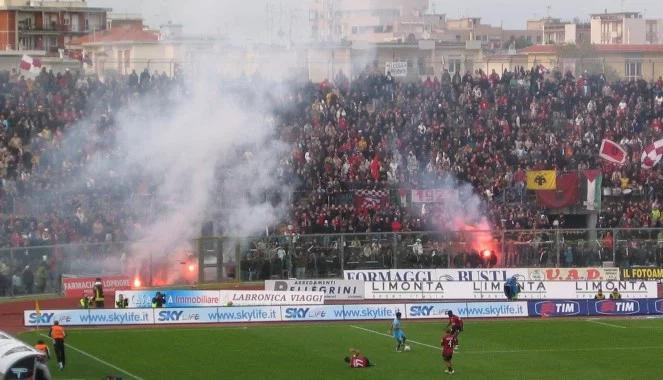 Serie A w pełnym składzie. Awans Livorno, Sassuolo i Werony