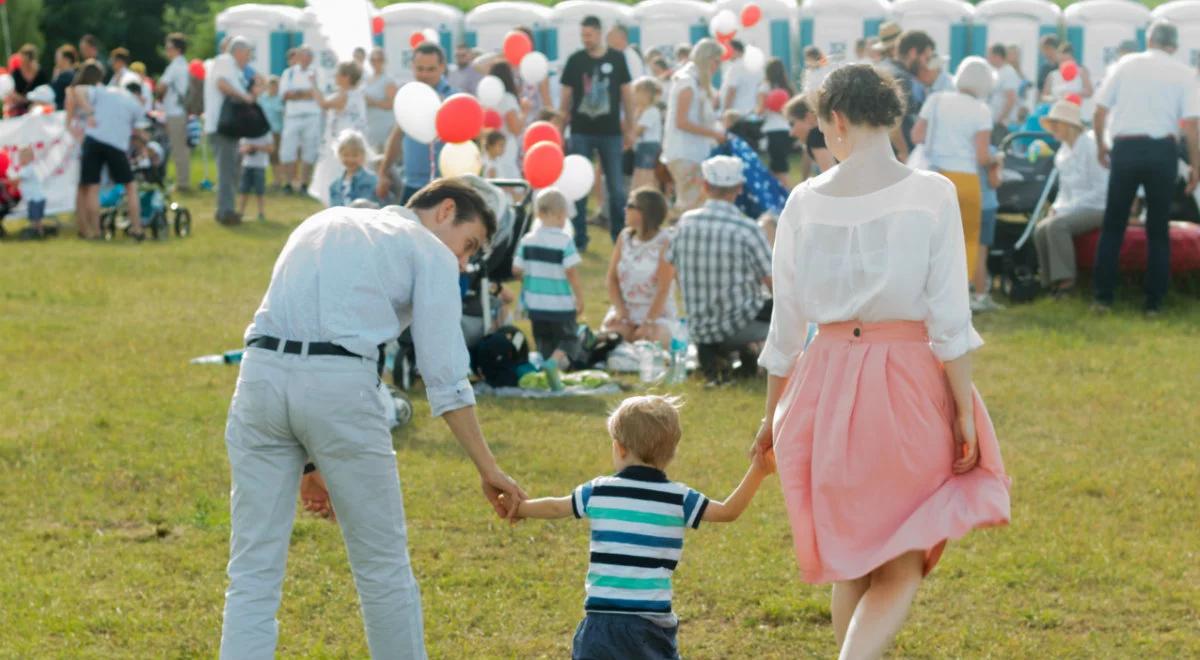 Prawo i Sprawiedliwość przed wyborami rusza z piknikami rodzinnymi