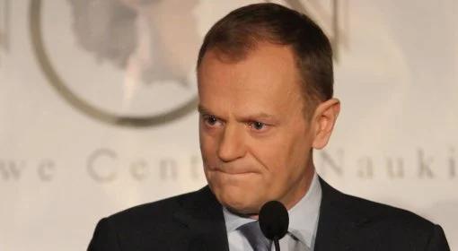 Donald Tusk szacuje deficyt finansów