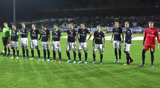 Egipskie ciemności na stadionie Polonii! Kibice czekali na hit