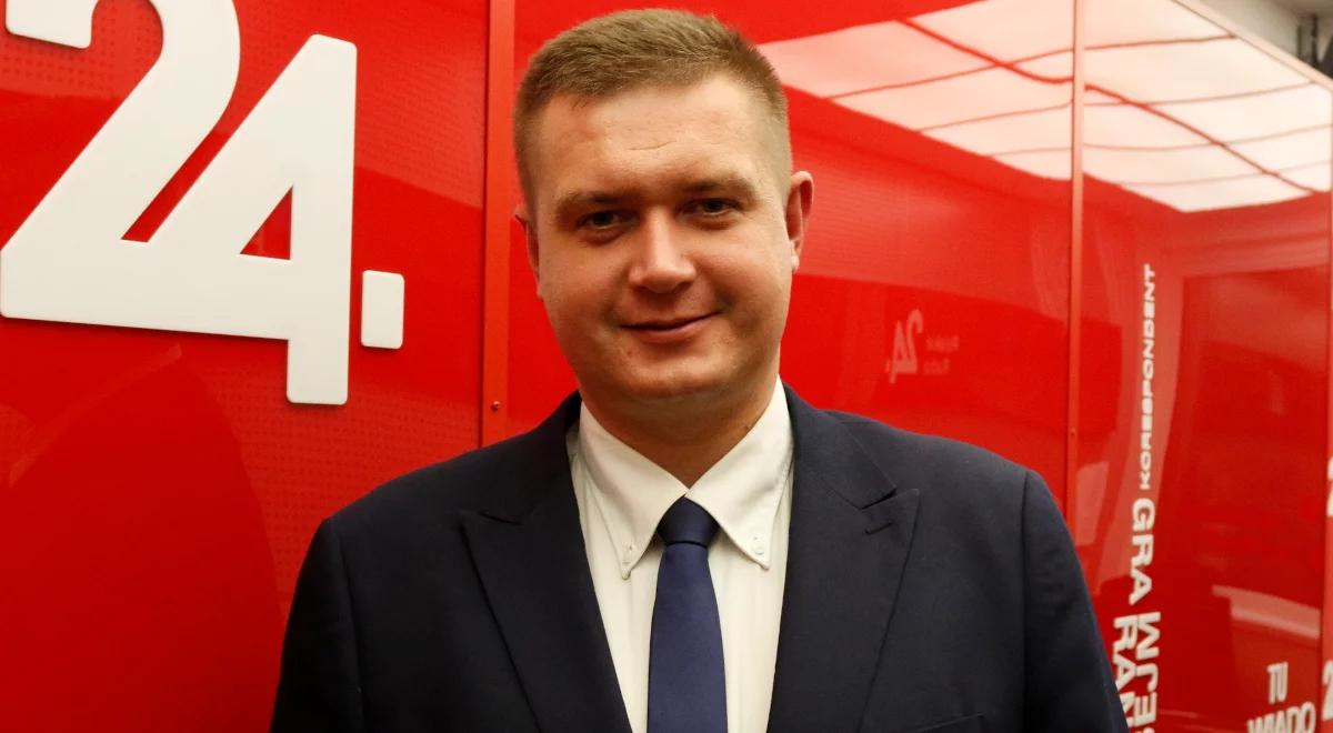 Poseł PiS: jeśli chcemy mieć krótsze procesy, potrzebujemy więcej sędziów