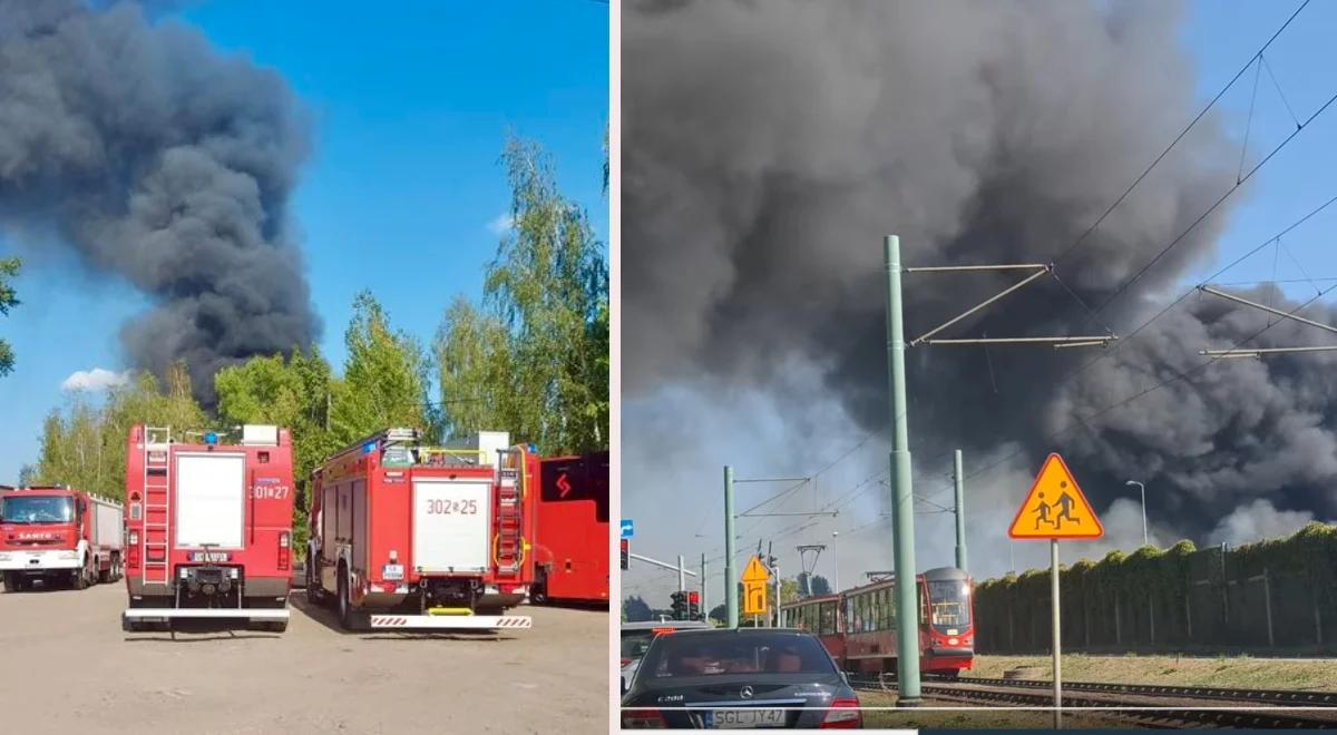 Kłęby dymu nad Zabrzem, apel do mieszkańców. "Słychać wybuchy"