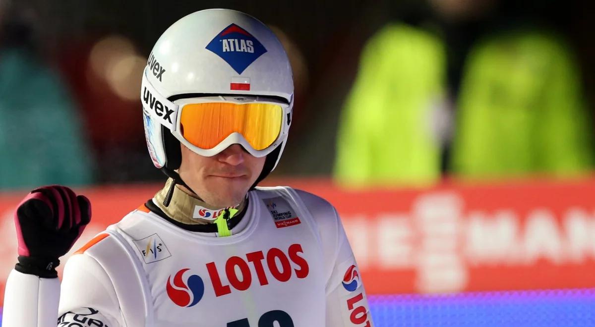 PŚ w skokach: Kamil Stoch świetny w kwalifikacjach. Będzie powtórka w konkursie?