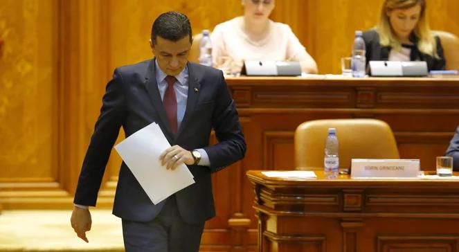 Rumunia: parlament obalił rząd premiera Grindeanu