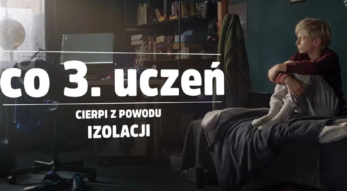 "Zaszczep się i żyj normalnie!". Nowy spot zachęcający do szczepień przeciw COVID-19