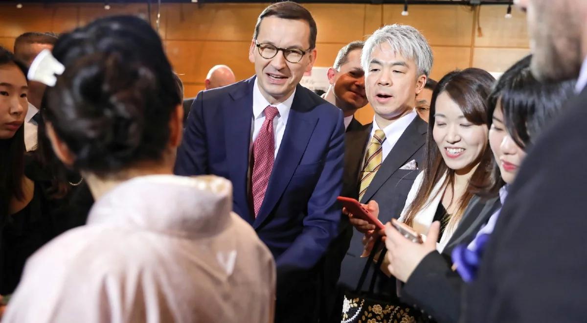 Premier w Tokio: inwestycje wzajemne są krokiem w kierunku wymiany doświadczeń