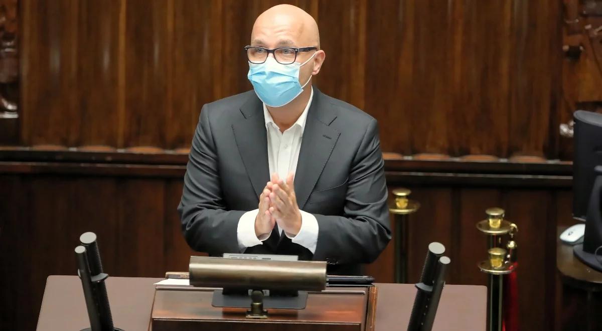 Dziewięć mieszkań posła KO. Kropiwnicki twierdzi, że dorobił się w samorządowej spółce
