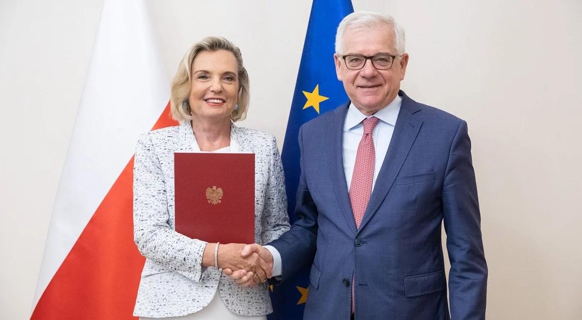 Polska będzie miała nowego ambasadora we Włoszech. Szef MSZ wręczył nominację Annie Marii Anders