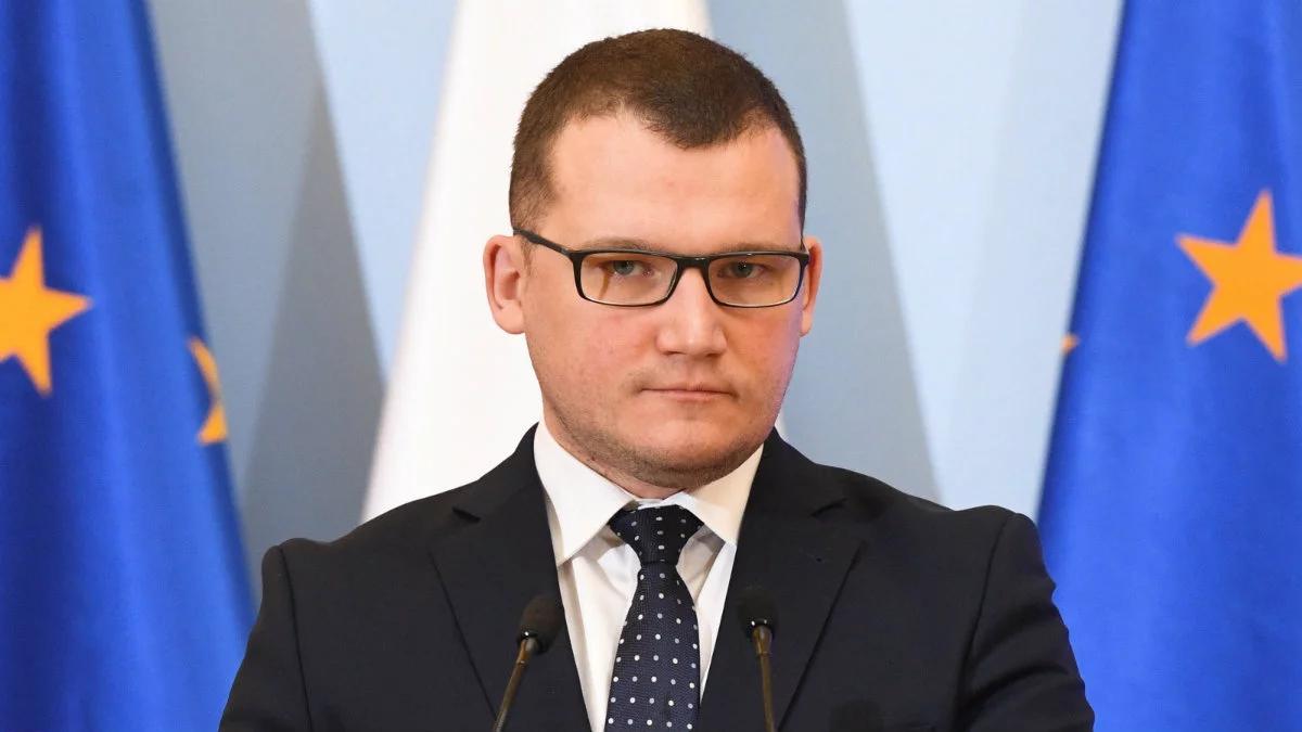 "Tarcza antykryzysowa". Wiceszef MSWiA: zawieszenie biegu terminów administracyjnych