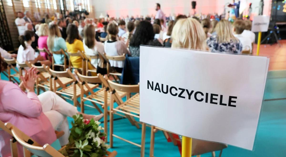 Nauczyciele bez nagród. "Pozorne oszczędności"