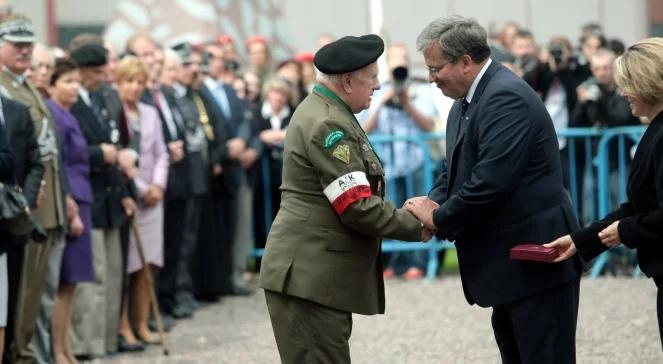 Prezydent odznaczył powstańców warszawskich