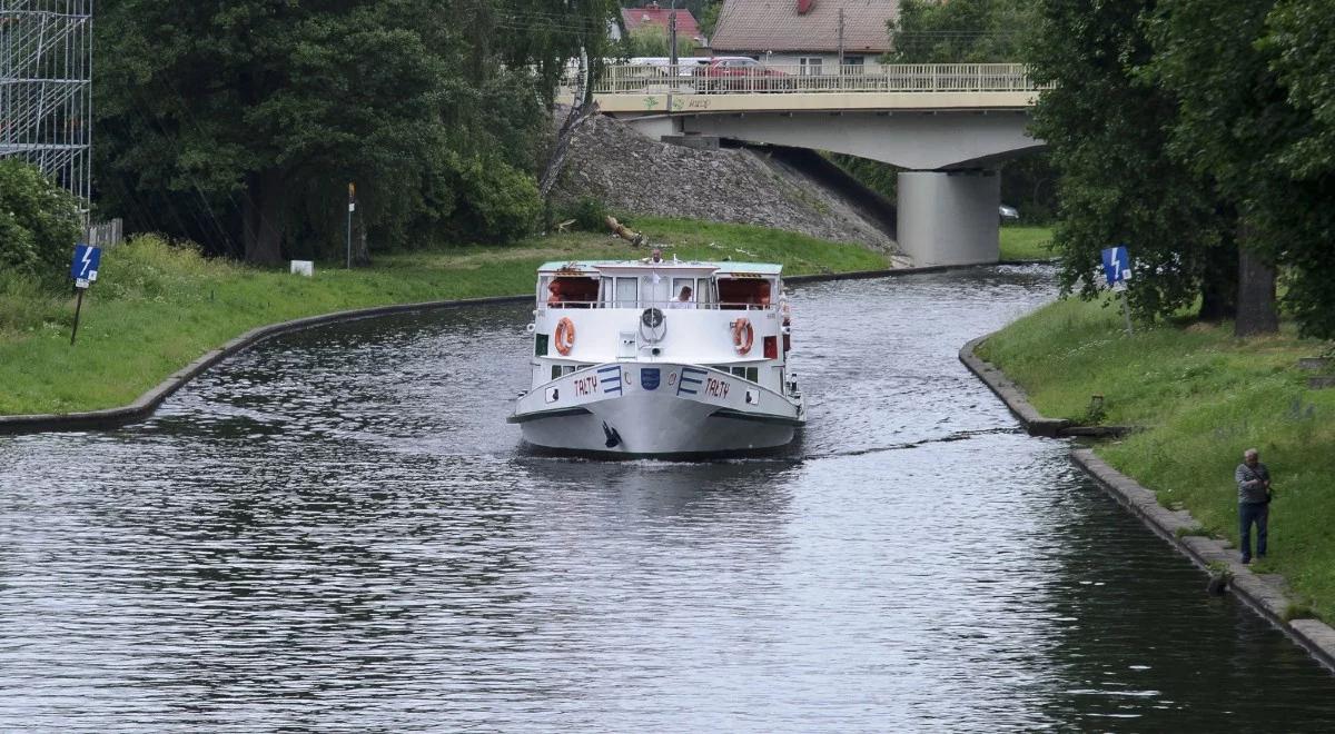 8-latka na wózku inwalidzkim wpadła do Kanału Łuczańskiego. Uratował ją żeglarz