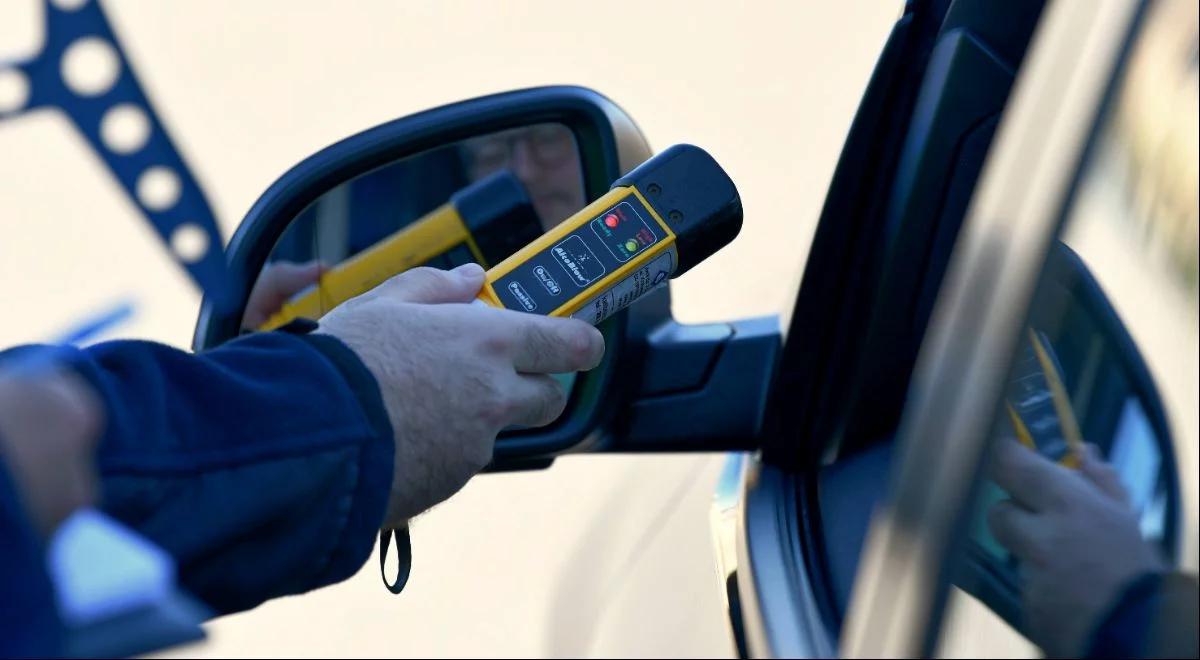 Rozbiła trzy auta na parkingu w Siedlcach. Nie dała rady dmuchnąć w alkomat