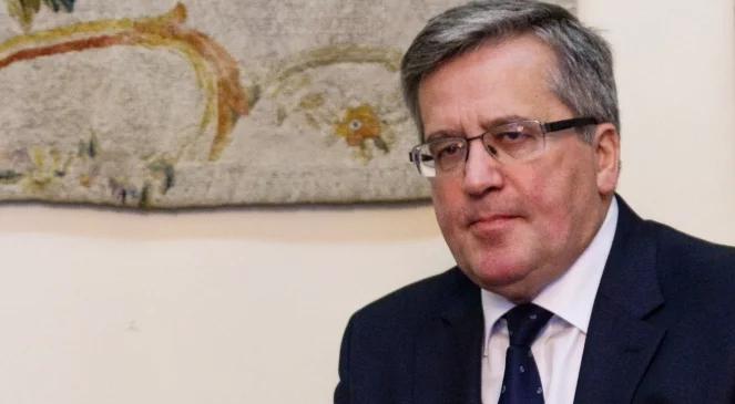 Komorowski chce rozmawiać z Kaczyńskim o Ukrainie 