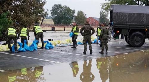 - Chciałbym serdecznie podzięk...