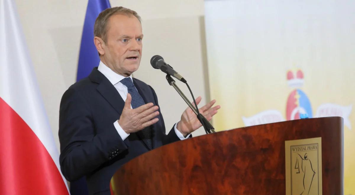 Łęski: trudno przypomnieć sobie moment, kiedy Tusk pomógł opozycji