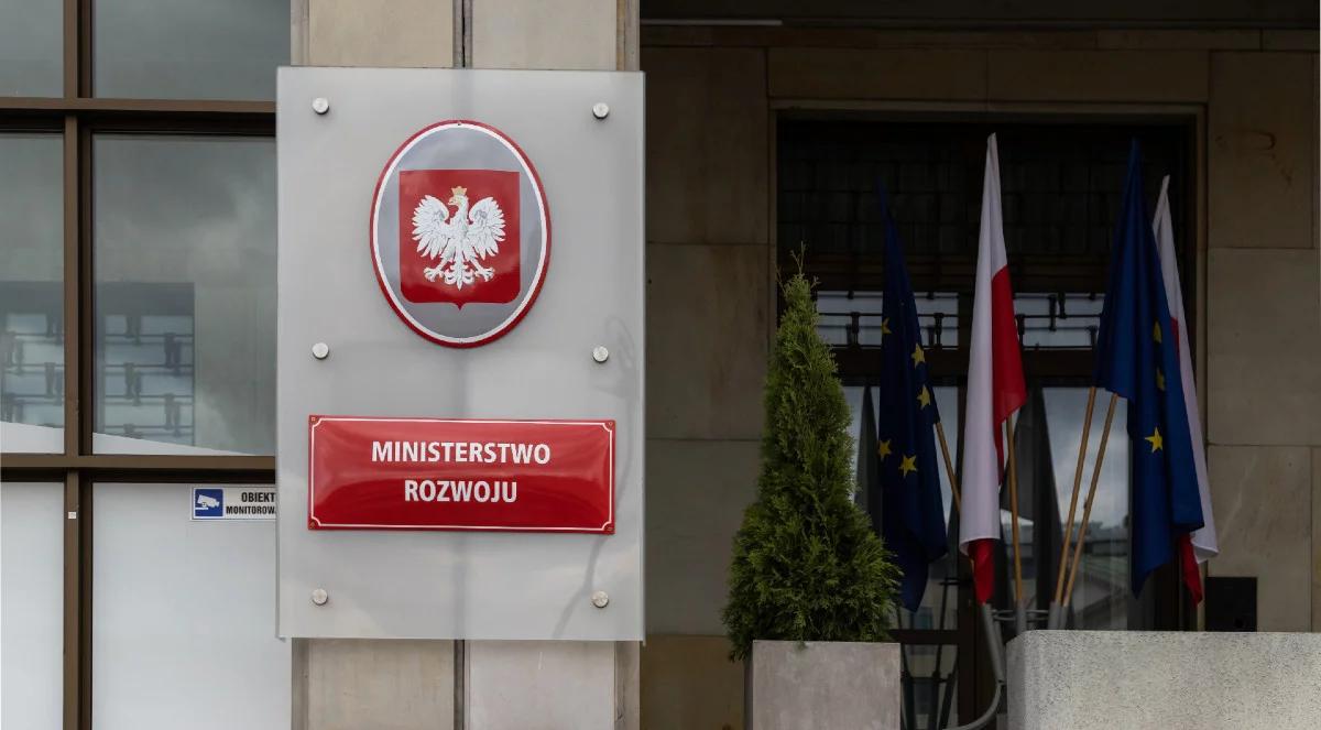 Wiele ustaw i udanych projektów. Działania Ministerstwa Rozwoju przynoszą oczekiwane efekty