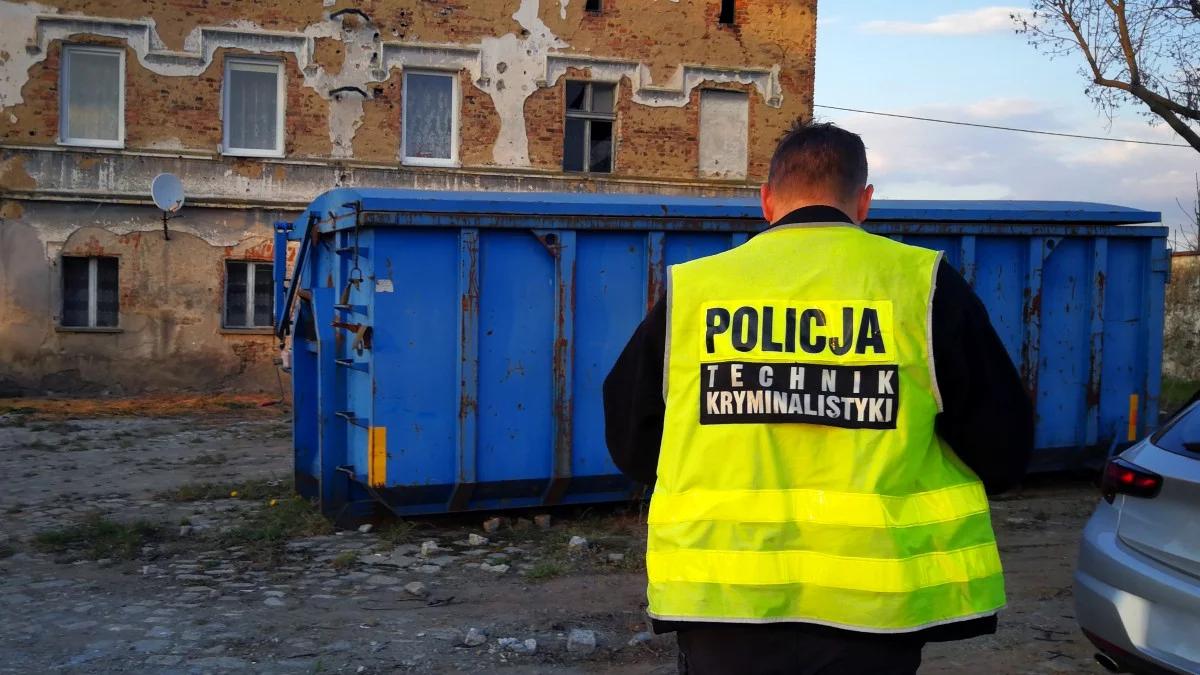 Makabryczna zbrodnia. Syn udusił, wnuk pomógł ukryć ciało