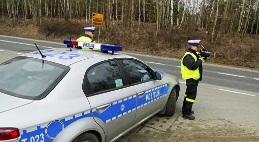 Mundurowi chcą się spotkać z Donaldem Tuskiem. Grożą protestami
