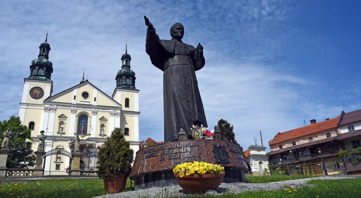 "Jest symbolem i świadkiem historii". List prezydentów w rocznicę urodzin św. Jana Pawła II